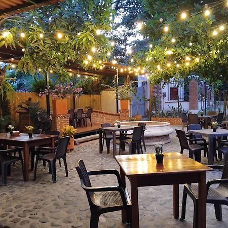 Hotel Y Restaurante Bienmesabe Santa Fe de Antioquia Eksteriør bilde