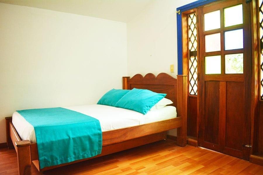 Hotel Y Restaurante Bienmesabe Santa Fe de Antioquia Eksteriør bilde