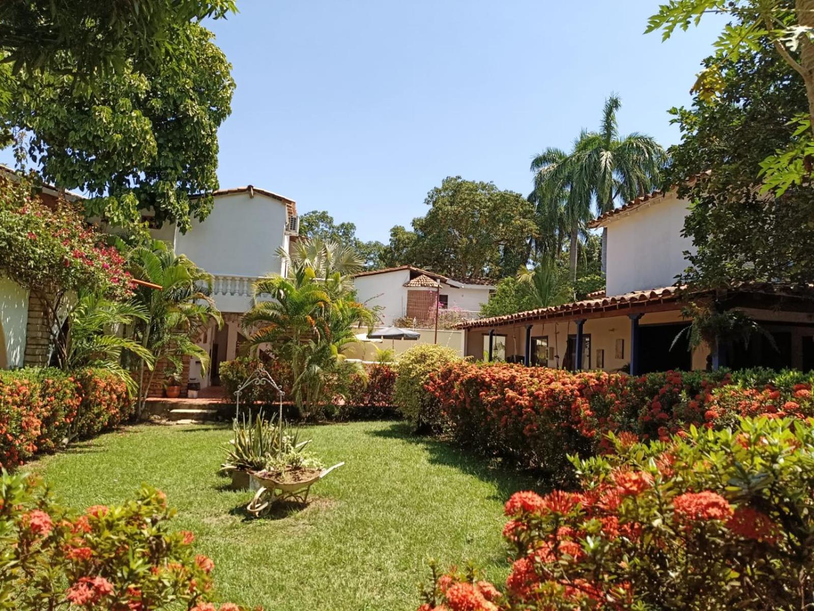 Hotel Y Restaurante Bienmesabe Santa Fe de Antioquia Eksteriør bilde