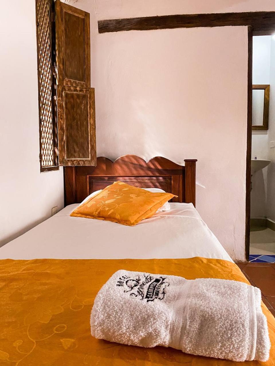 Hotel Y Restaurante Bienmesabe Santa Fe de Antioquia Eksteriør bilde