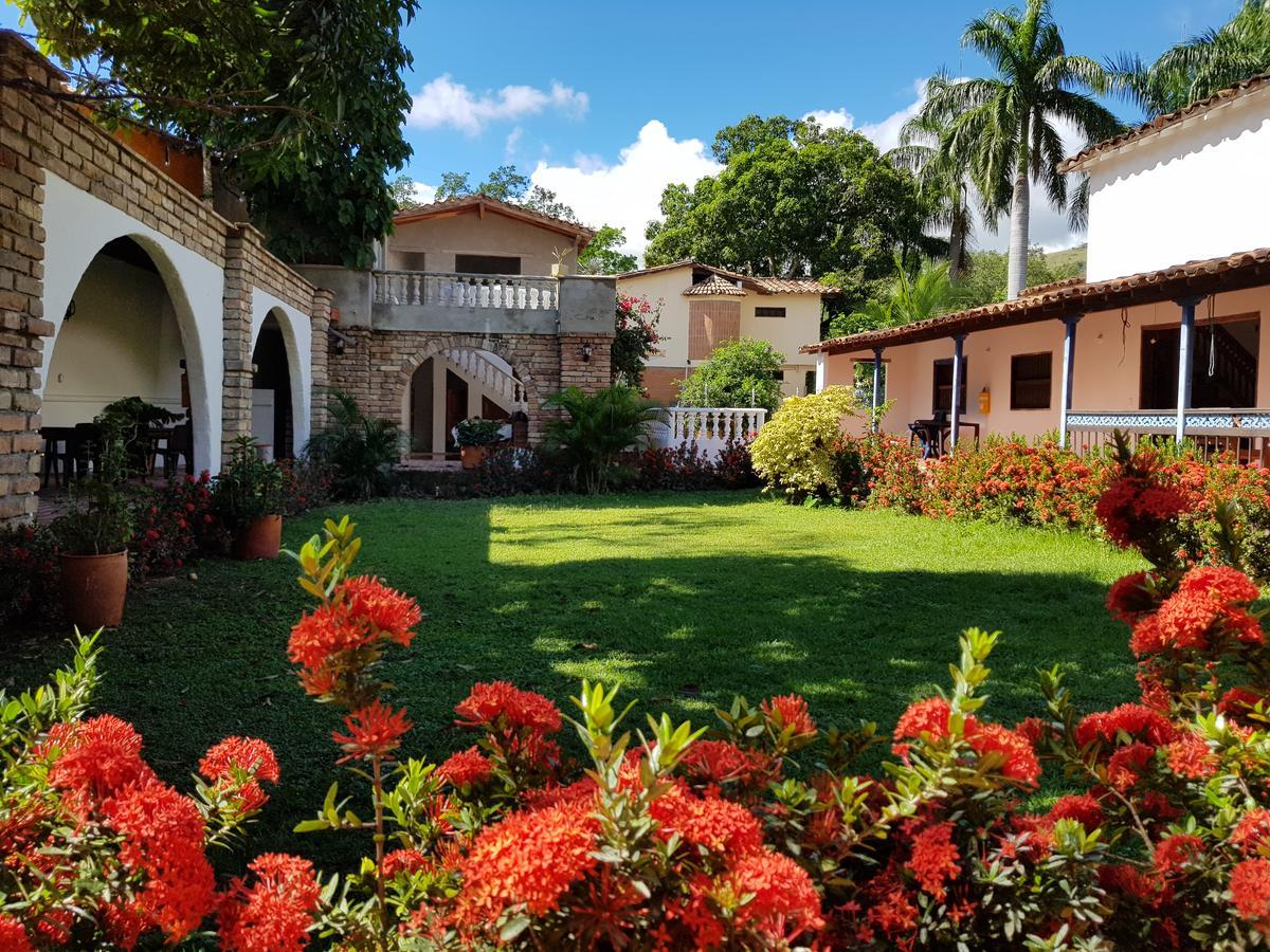 Hotel Y Restaurante Bienmesabe Santa Fe de Antioquia Eksteriør bilde