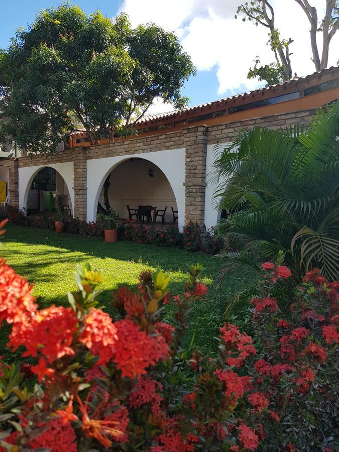 Hotel Y Restaurante Bienmesabe Santa Fe de Antioquia Eksteriør bilde