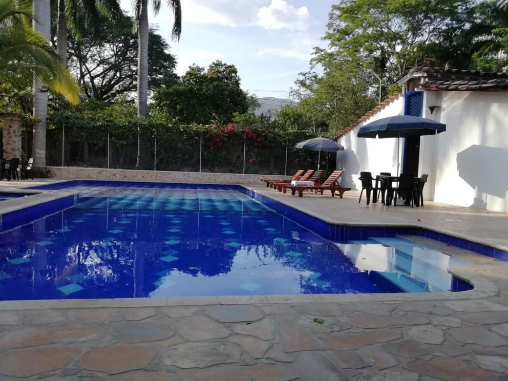 Hotel Y Restaurante Bienmesabe Santa Fe de Antioquia Eksteriør bilde