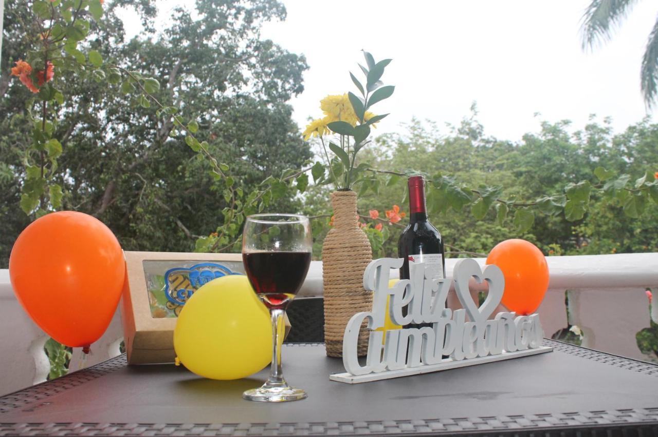 Hotel Y Restaurante Bienmesabe Santa Fe de Antioquia Eksteriør bilde
